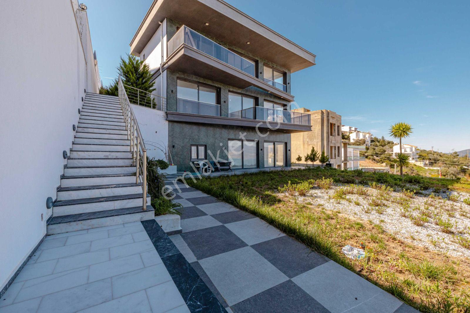 Milas Boğaziçi'nde Full Deniz Manzaralı Tam Müstakil Villa. - Görsel 13