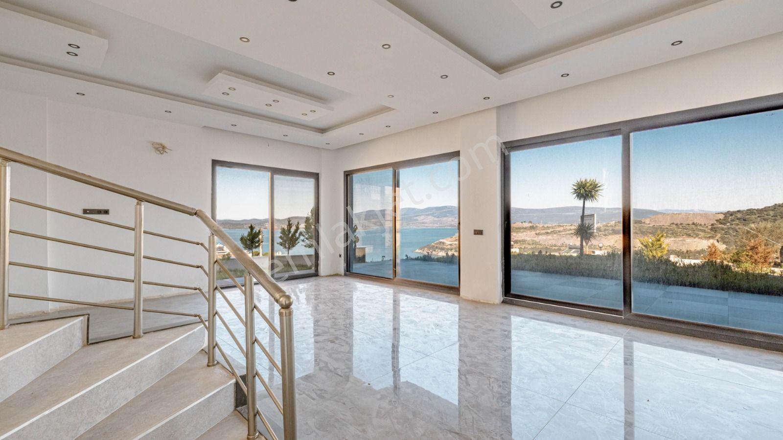 Milas Boğaziçi'nde Full Deniz Manzaralı Tam Müstakil Villa. - Görsel 20