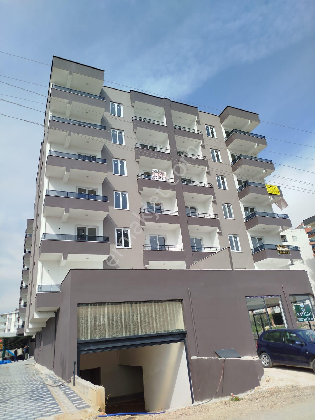 Erdemli Merkezde Sıfır 1+1 Havuzlu Site Dairesi - Görsel 18