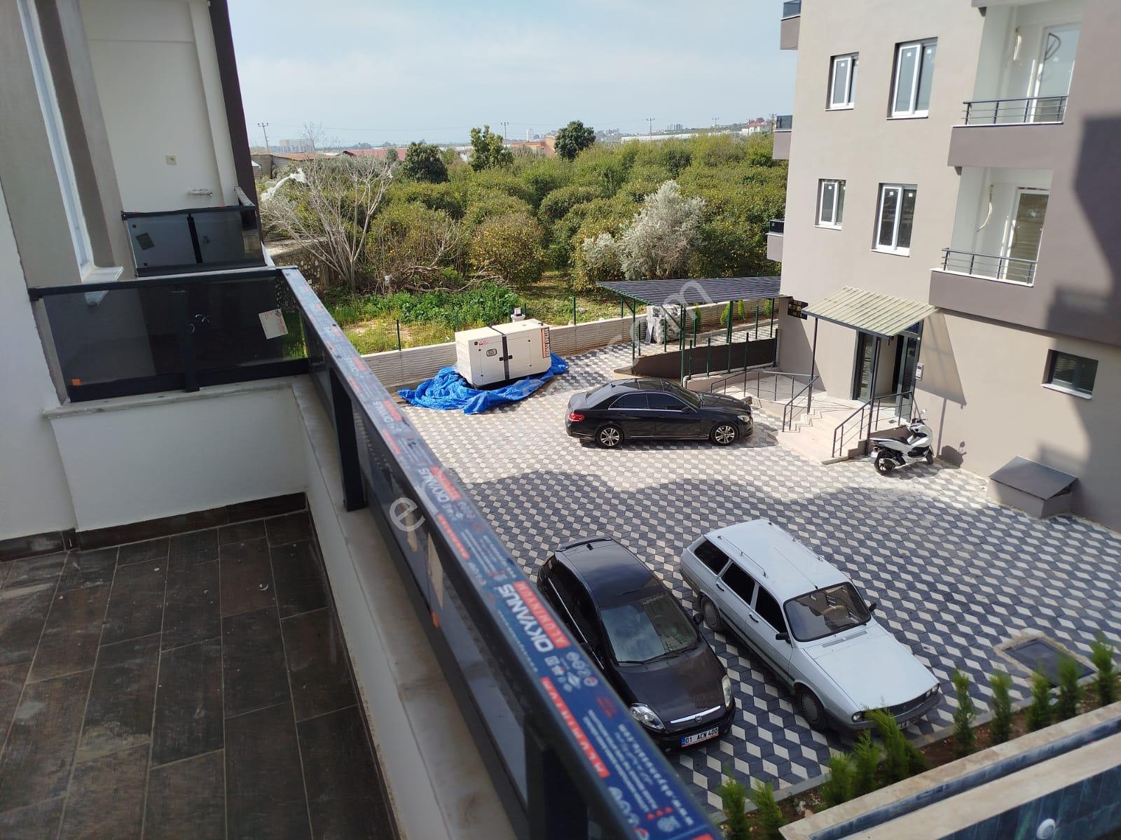 Erdemli Merkezde Sıfır 1+1 Havuzlu Site Dairesi - Görsel 14