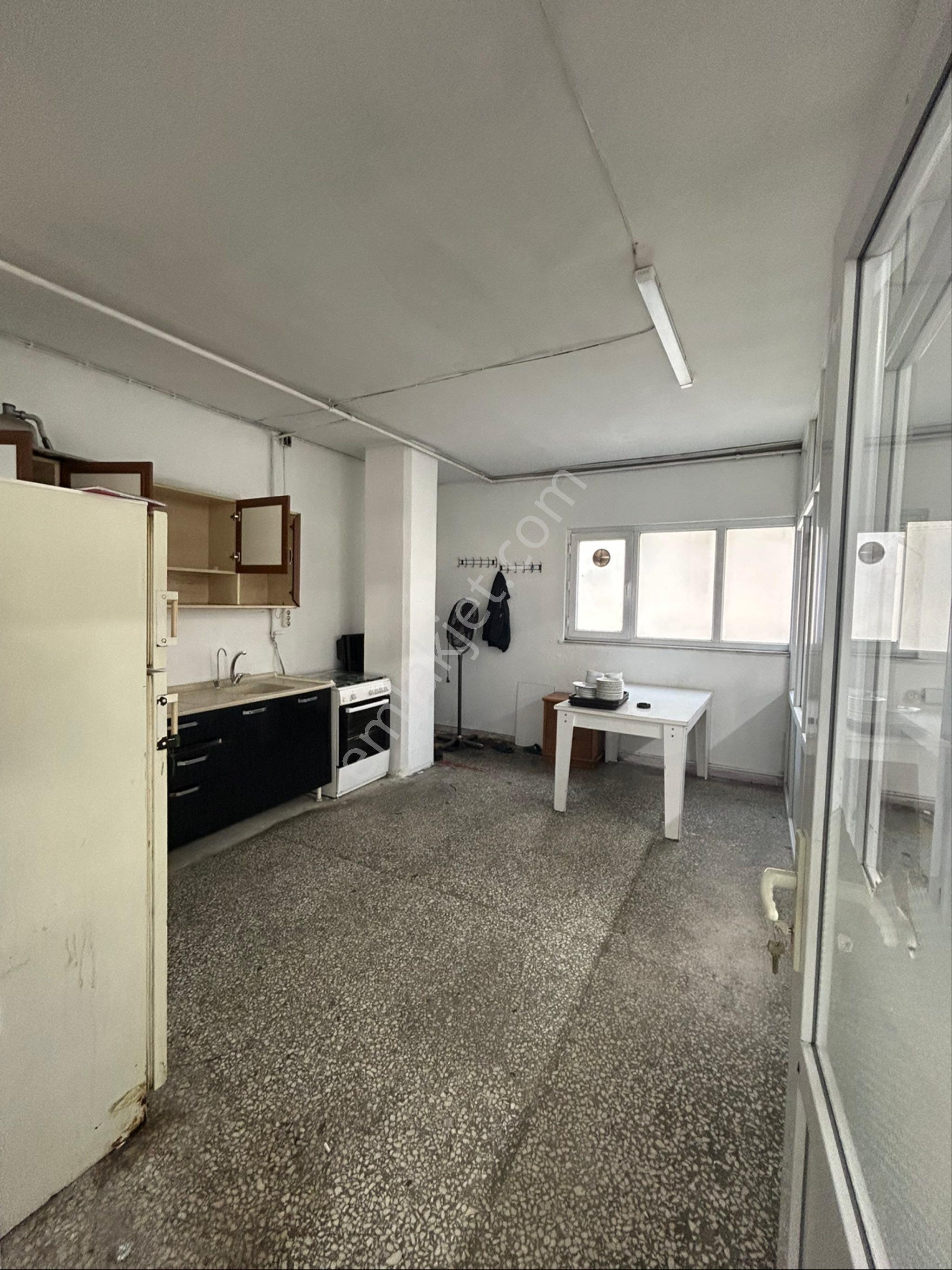 Güneşli Meydan Yakını 400m2 Atölye'ye Uygun İşyeri - Görsel 6