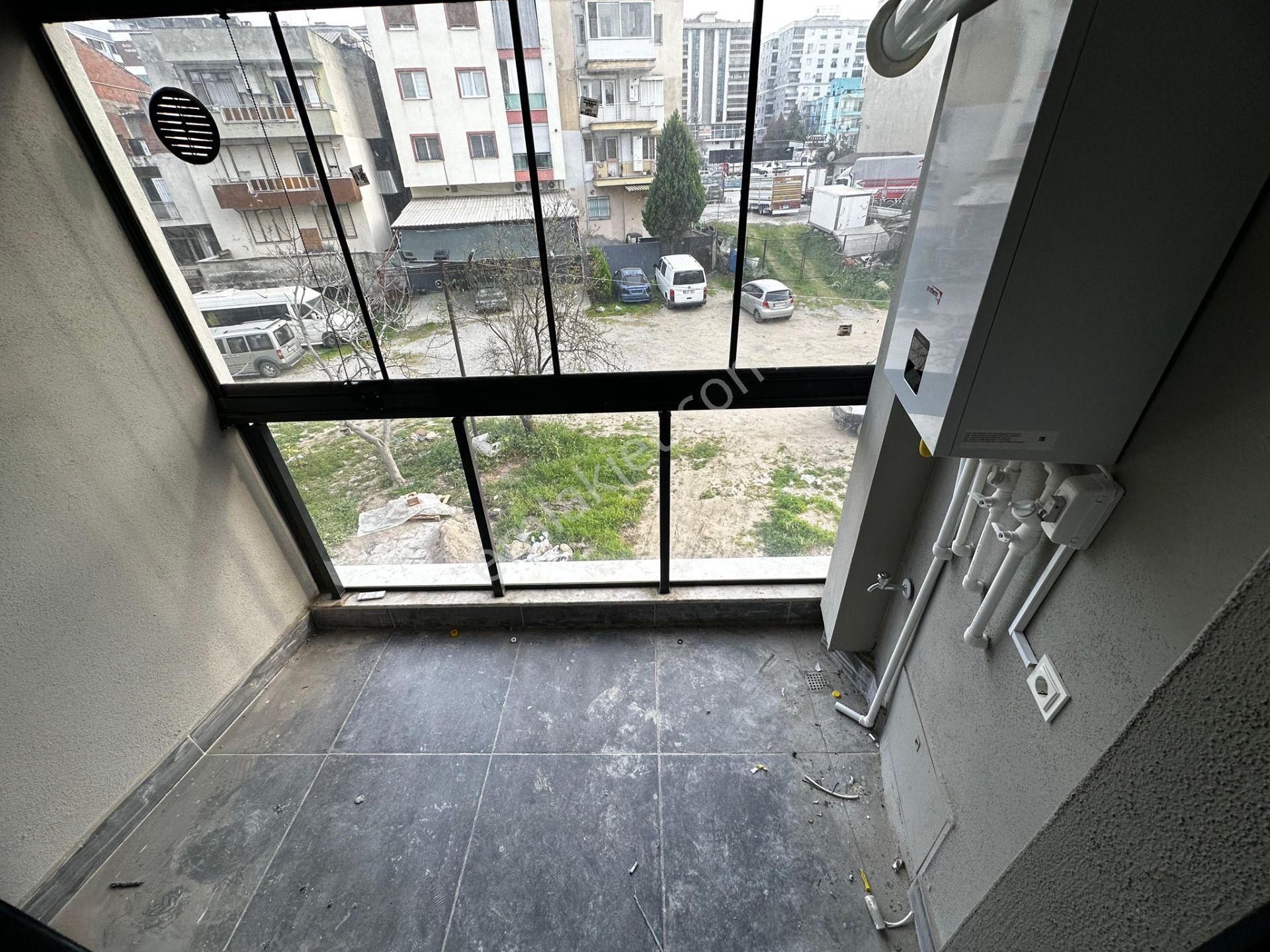 Turgutlu Kiralık Acarlar Mah 3+1 Oda 2.kat 110m2 Y.ısıtma Asansör Cam Balkon Açık Mutfak Sıfır Daire - Görsel 4