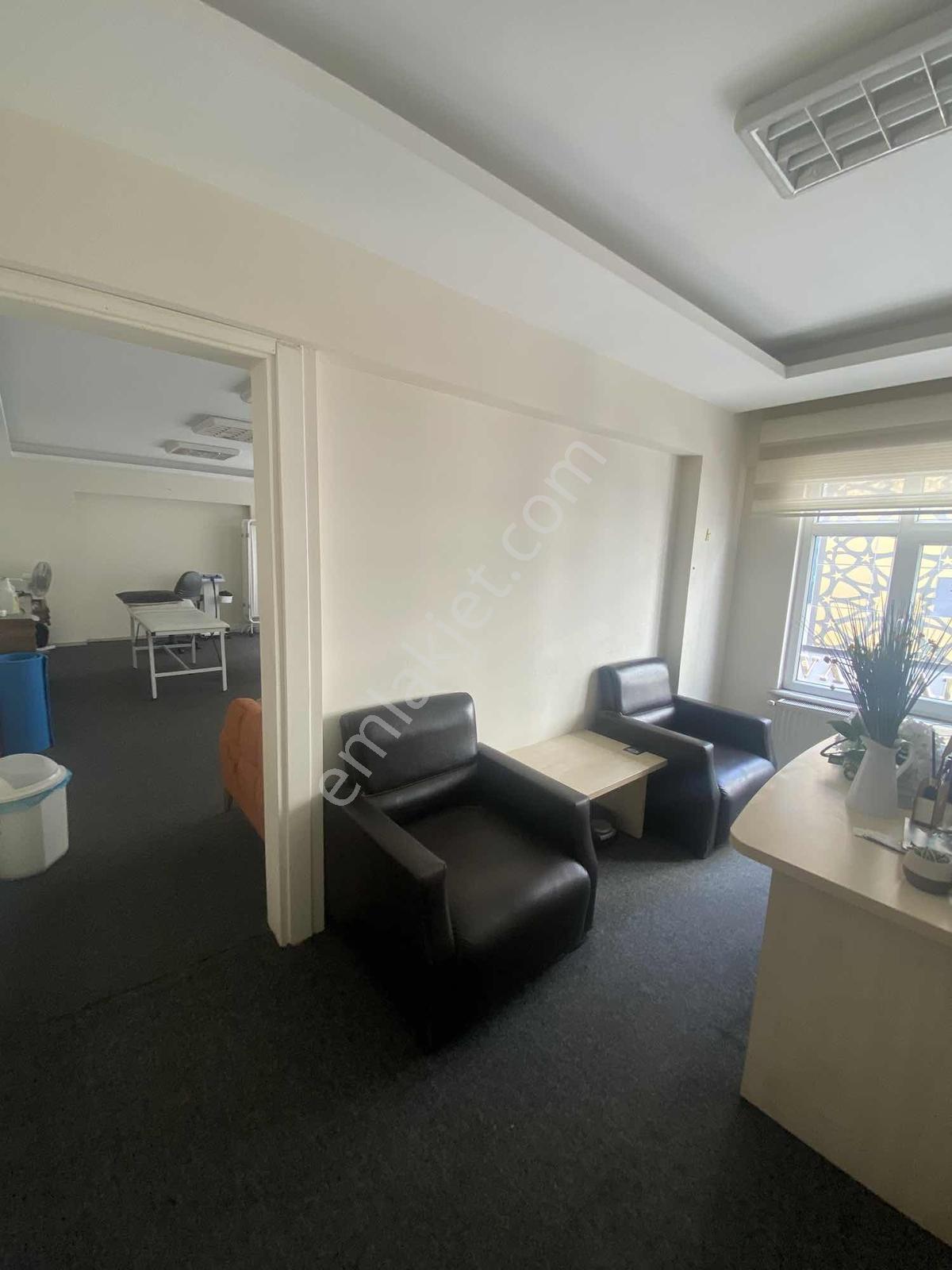Tepe Gayrimenkulden Sarkiye Mah Kiralik Ofis Buro - Görsel 13