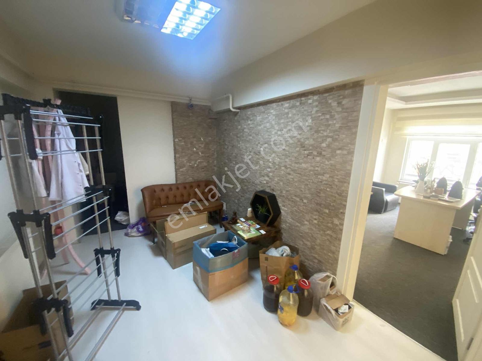 Tepe Gayrimenkulden Sarkiye Mah Kiralik Ofis Buro - Görsel 9