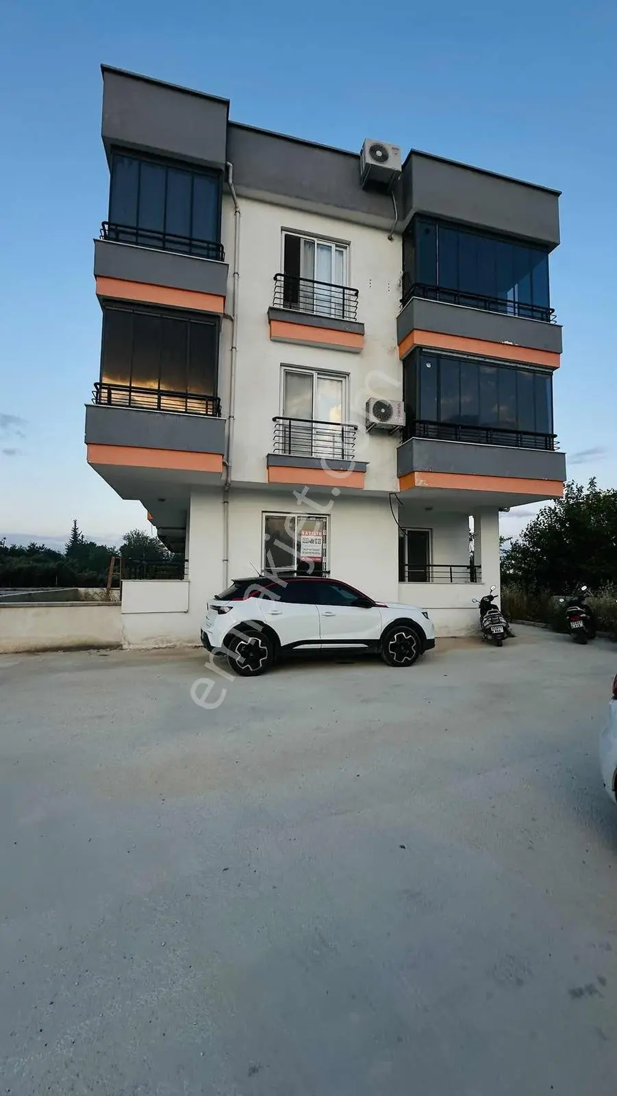 Gazi Mah Cuma Pazarı Civarı Yüksek Zemin Kat 2+1 - Görsel 4