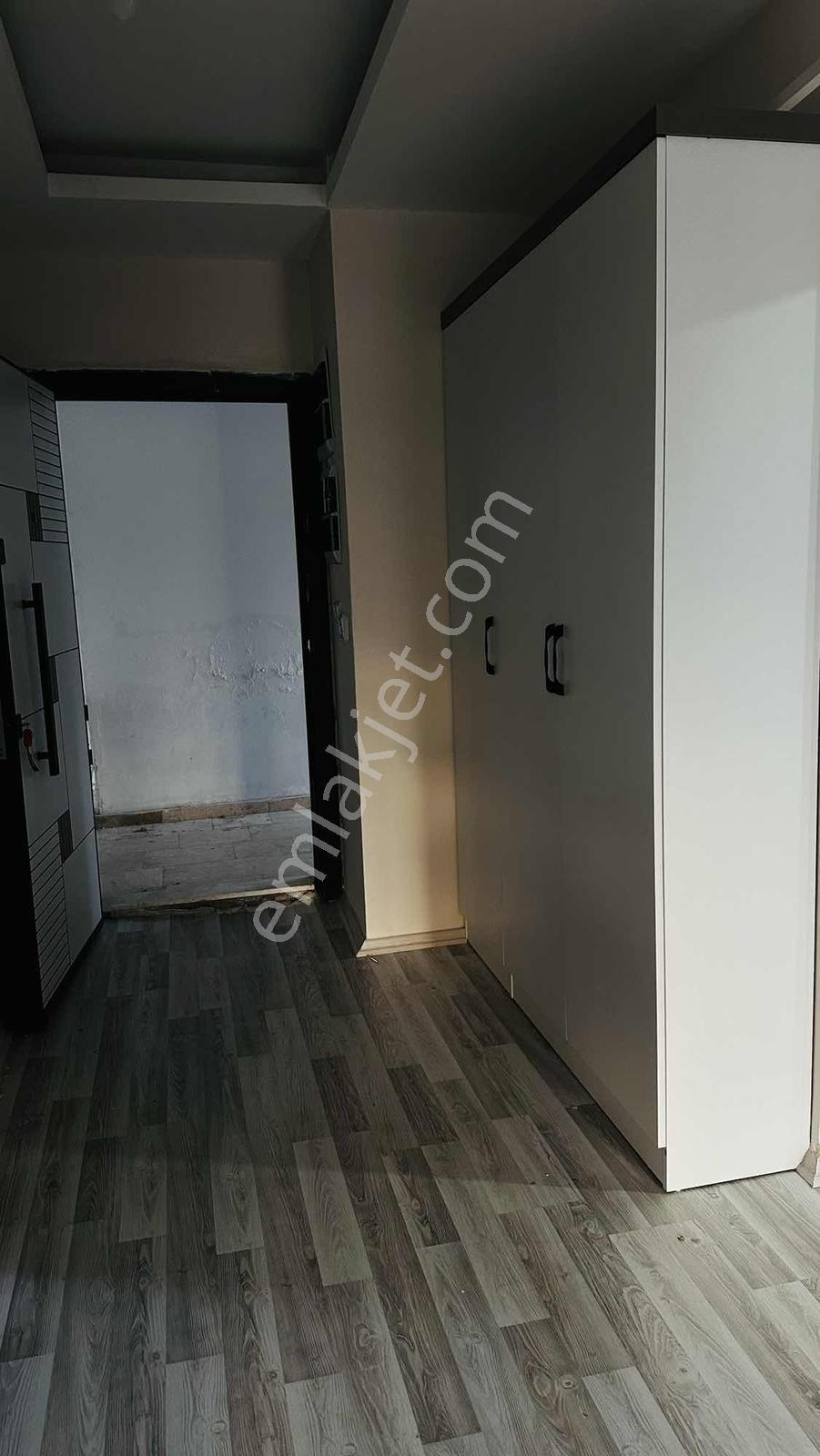 Gazi Mah Cuma Pazarı Civarı Yüksek Zemin Kat 2+1 - Görsel 13