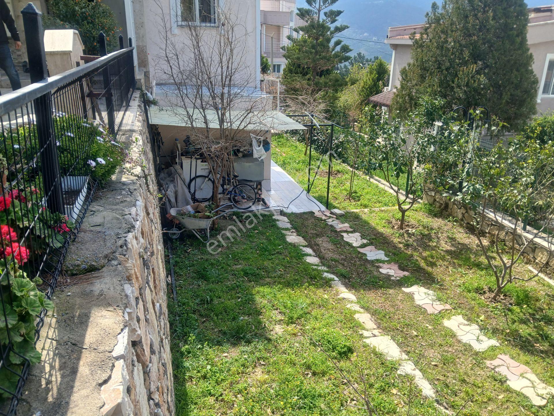 Sarımazı Fatih Mahallesinde Koru Evleri Sitesinde İçerisi Lüks Yapılı Satılık Müstakil Villa - Görsel 29