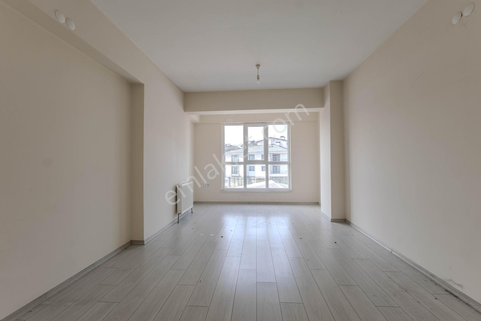 Bolu Merkez'de Adliye Karşısında Geniş 2+1 Kiralık Ofis - Görsel 33