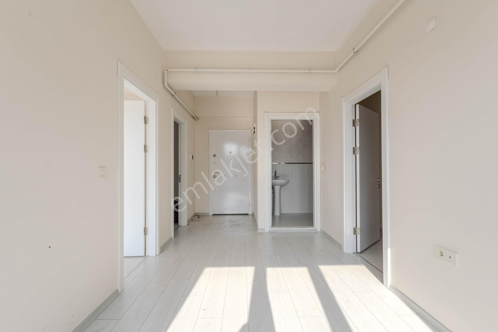 Bolu Merkez'de Adliye Karşısında Geniş 2+1 Kiralık Ofis - Görsel 24