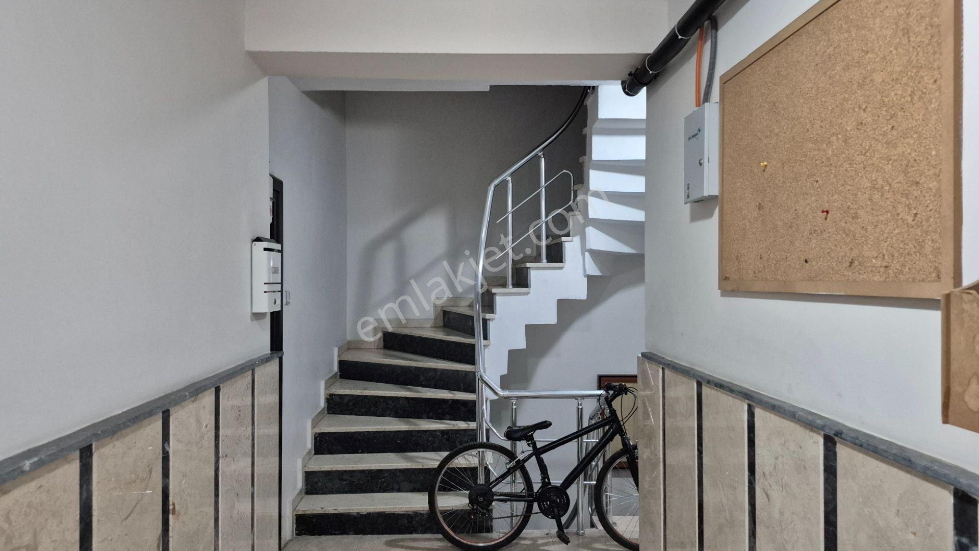 Üsküdar Kısıklı Metro Yakın 2+1 Kiralık Daire Enta Emlak - Görsel 19