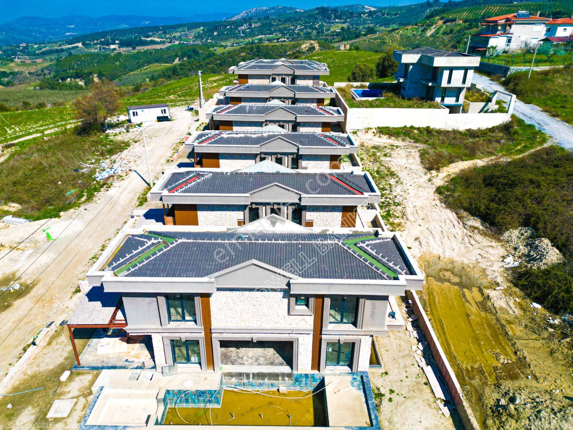 Kuşadası Yayla Köy'de Satılık Özel Havuzlu Köşe Konumlu 4+1 Villa - Görsel 3