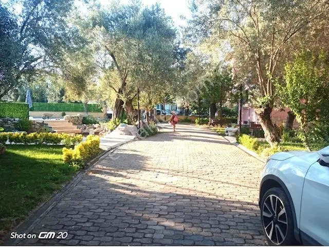 Altınoluk Yüzme Havuzlu Sitede Satılık Tripleks Villa 4+1,165m2. - Görsel 3