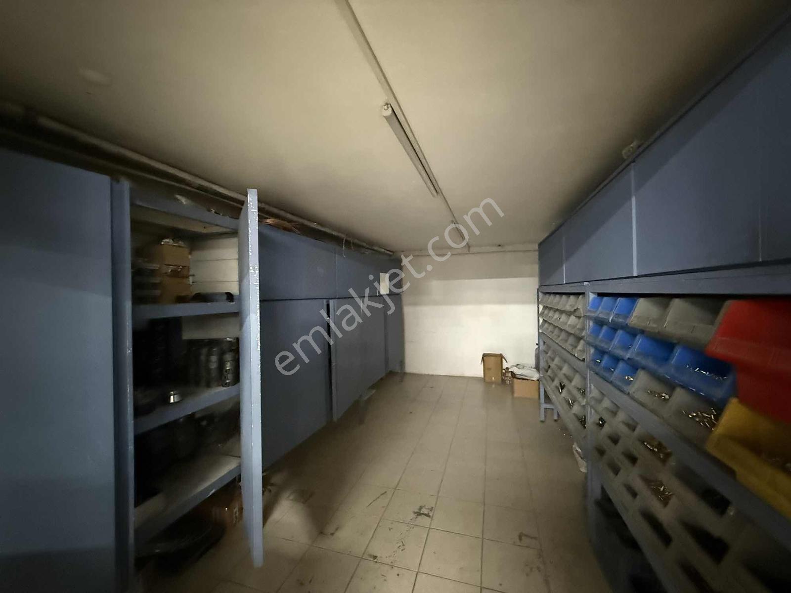 Sultangazi Uğur Mumcuda Kiralık 1000 M² Dükkan - Görsel 16