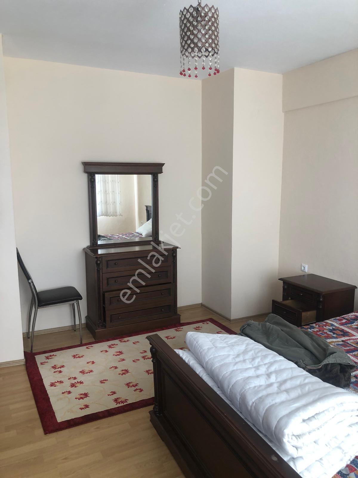 Bafra Vıp Gym'den Eski Meydan Da Eşyalı Satılık 3+1 Daire - Görsel 8