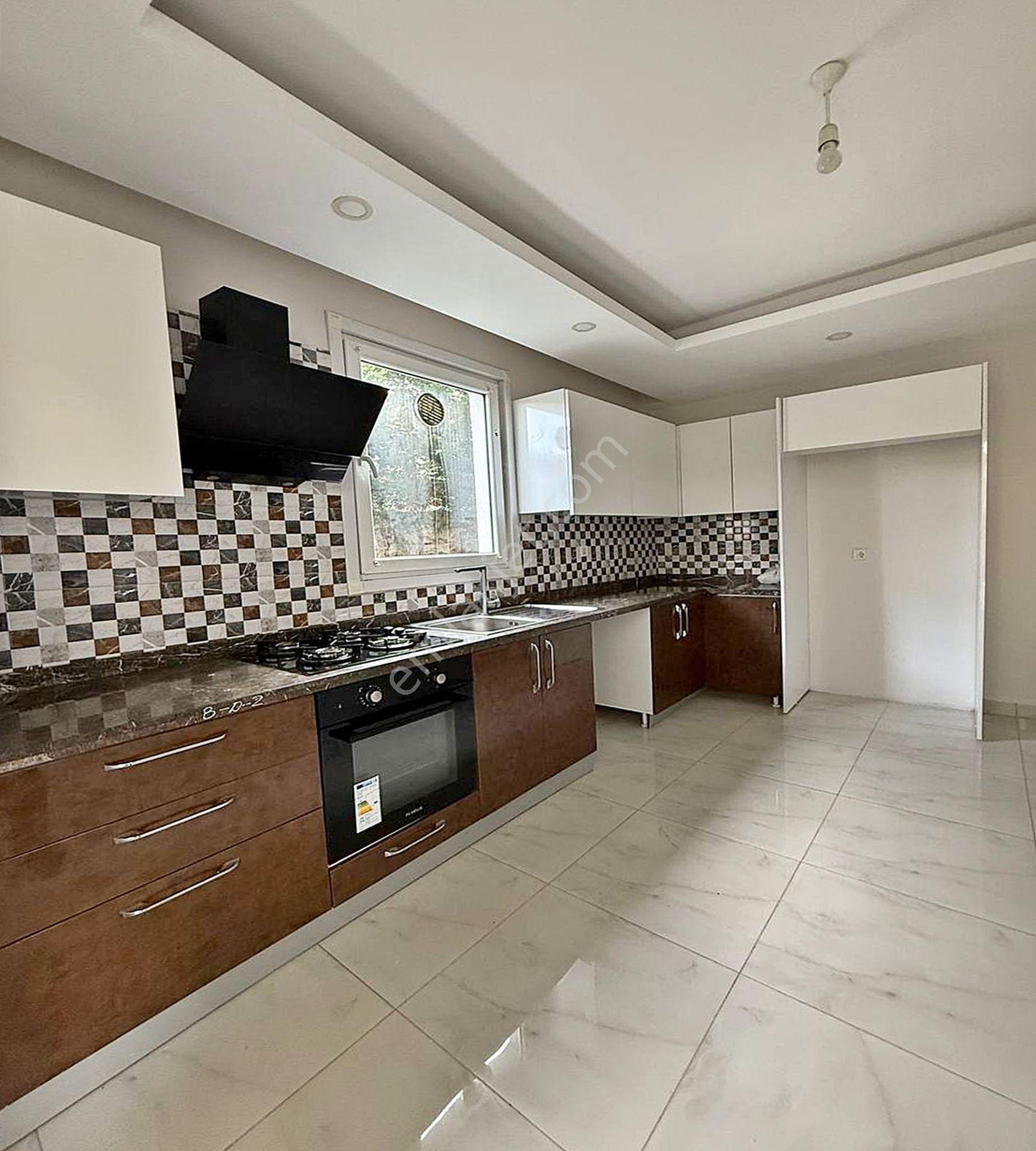 West Marina'ya Komşu Villa Tadında Bahçe Kullanımlı 4+2 Dubleks - Görsel 11