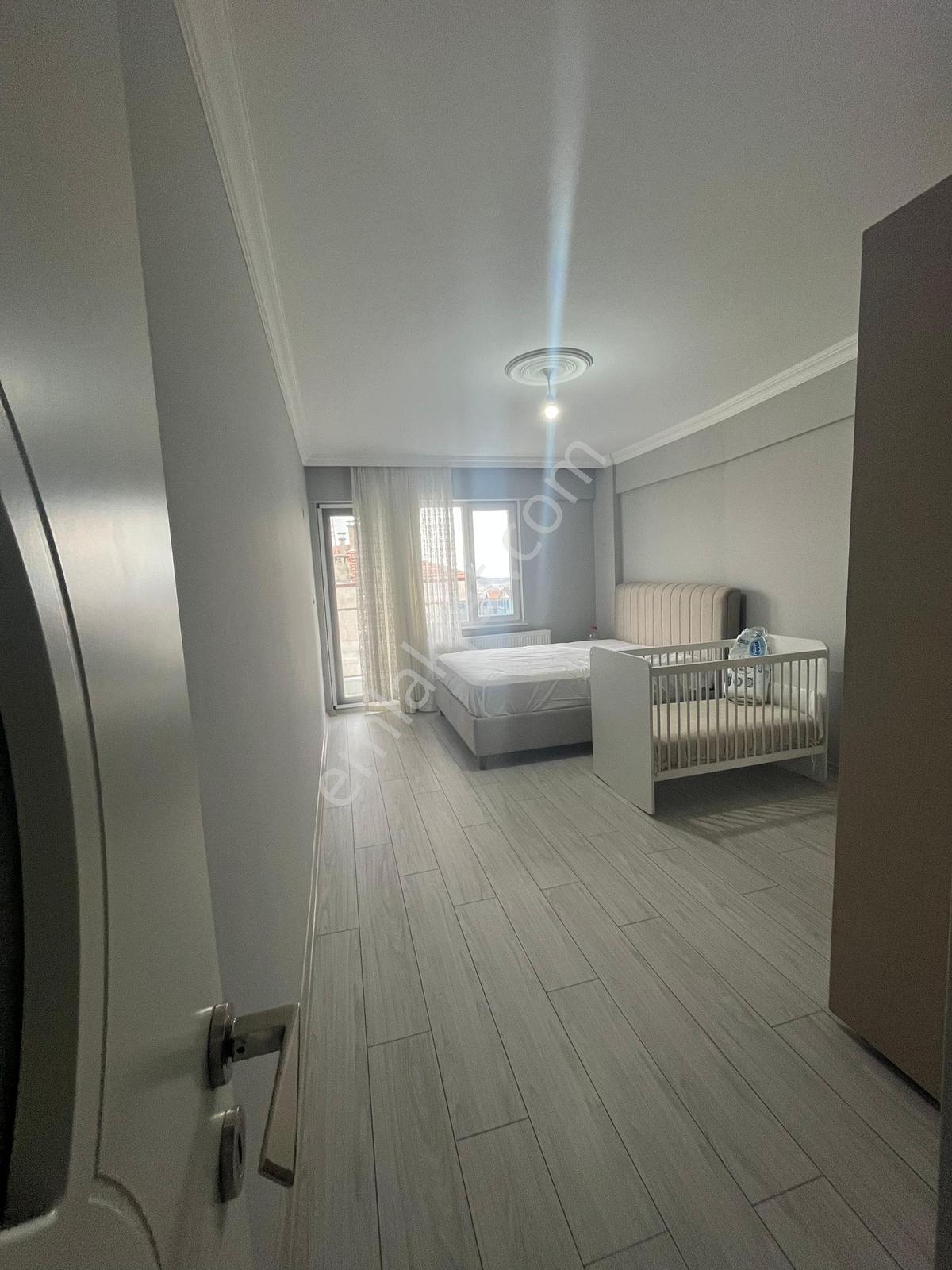 Bafra Vıp Gym.den Fevzi Çakmak Mah. Net 90m2 Satılık 2+1 Daire - Görsel 8