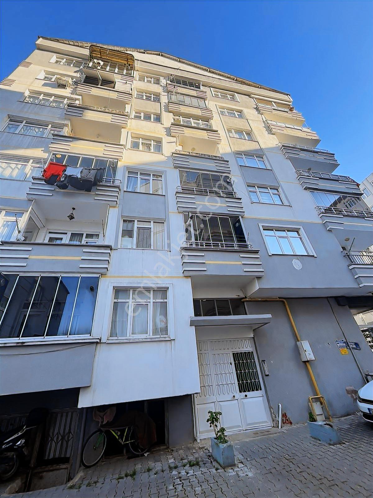 Bafra Vip Gayrimenkul'den Gençlik Cad. Satılık Arakat 2+1 Daire - Görsel 17