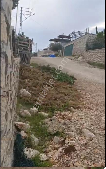 Duman Emlak'tan Mersin Çavakta Satılık Villa Arsası - Görsel 4