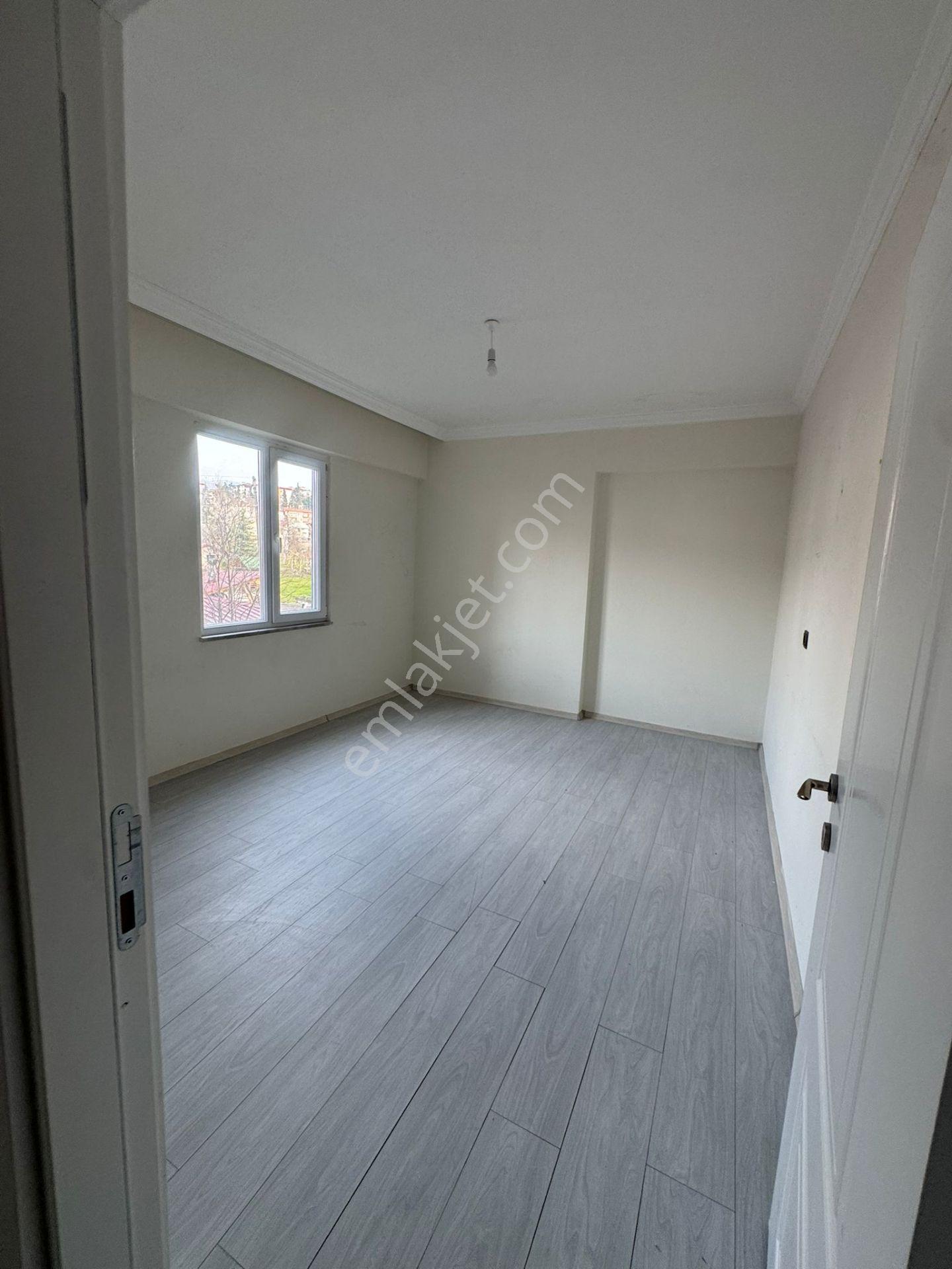 Adalet Gold Group Emlak'tan Bağlar Mahallesi'nde Merkezin Göbeğinde Kiralık 1+1 Daire - Görsel 6