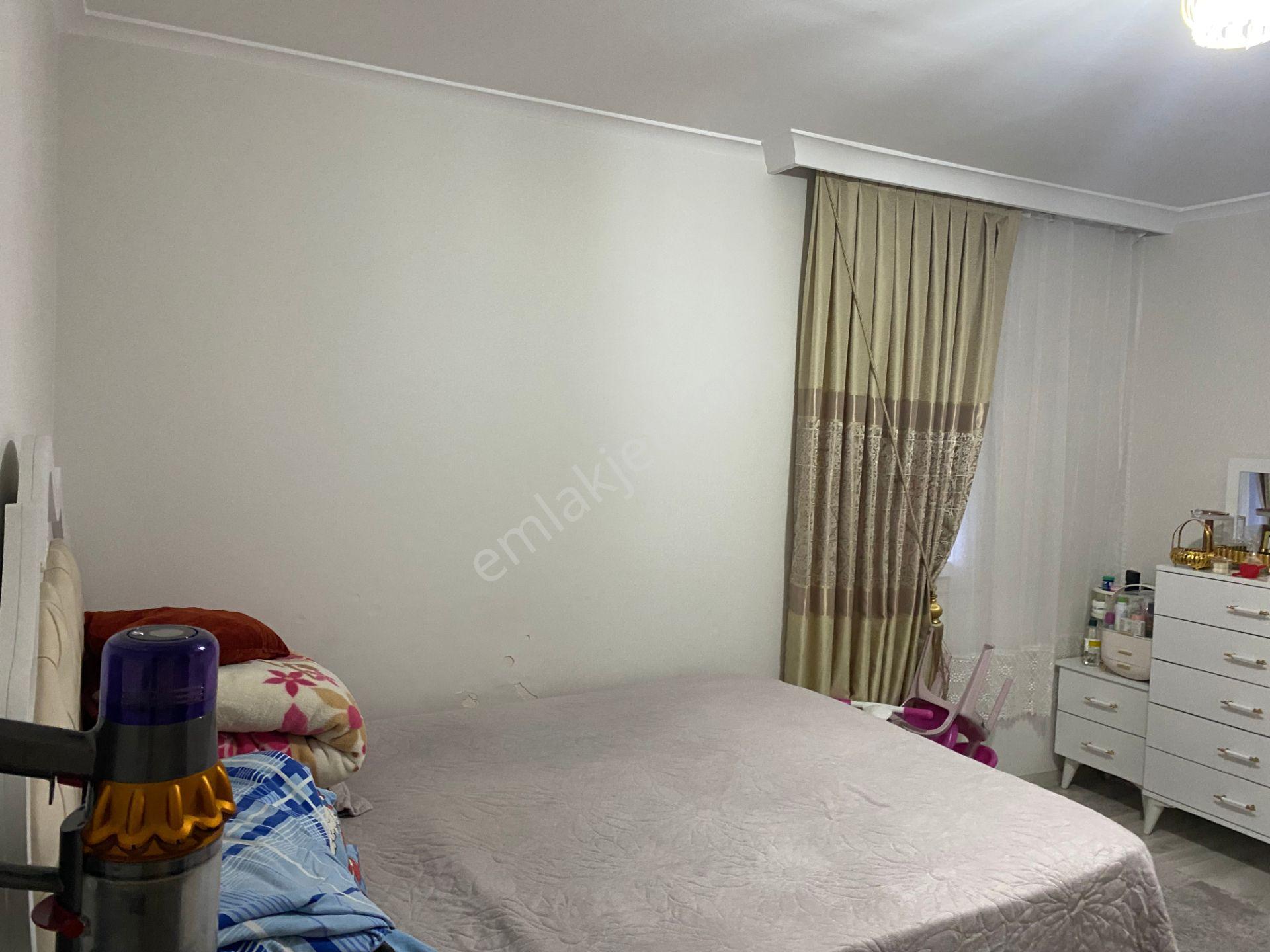 Avrupa Emlak Tan Esenler Fatih Mah 85m² 2+1 Bahçe Kat,10 Yıllık,iskanlı,krediye Uygun,satılık Daire - Görsel 10