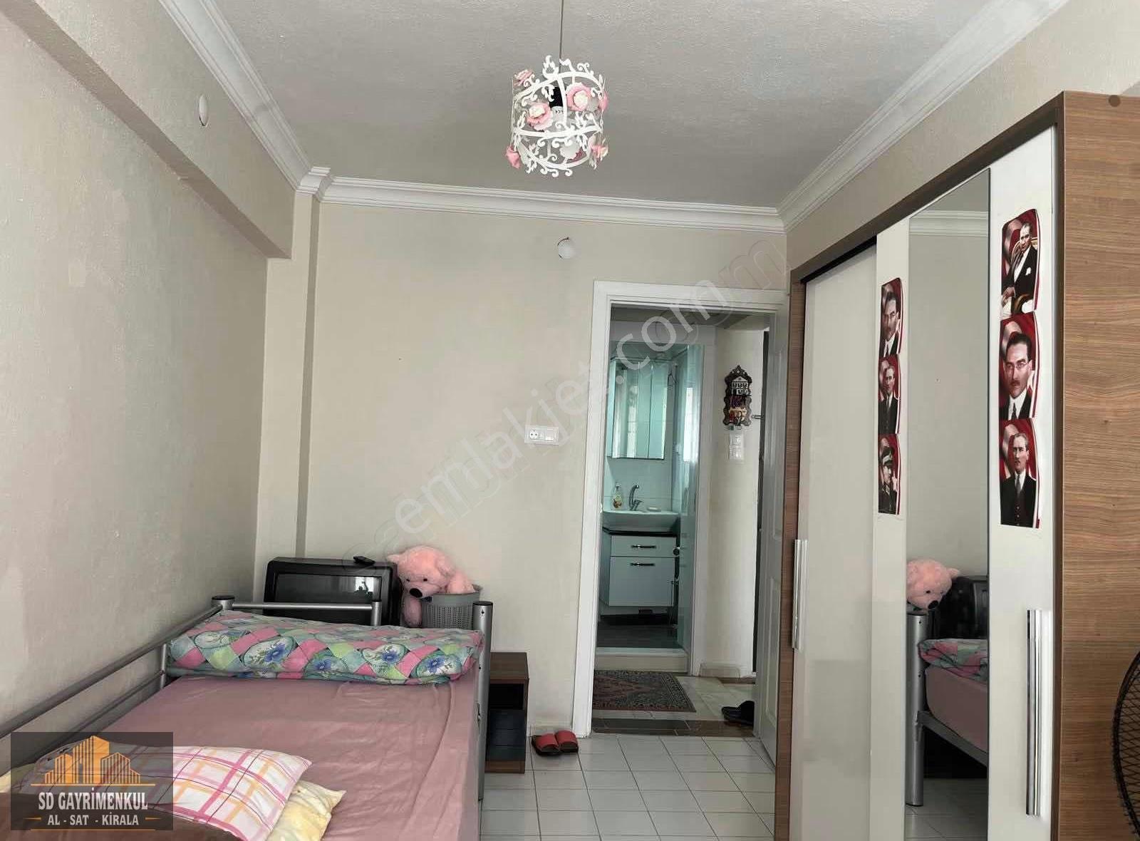 Ayvalık Sarımsaklıda Denize Yürüme Mesafesinde 160 M² Dubleks - Görsel 4