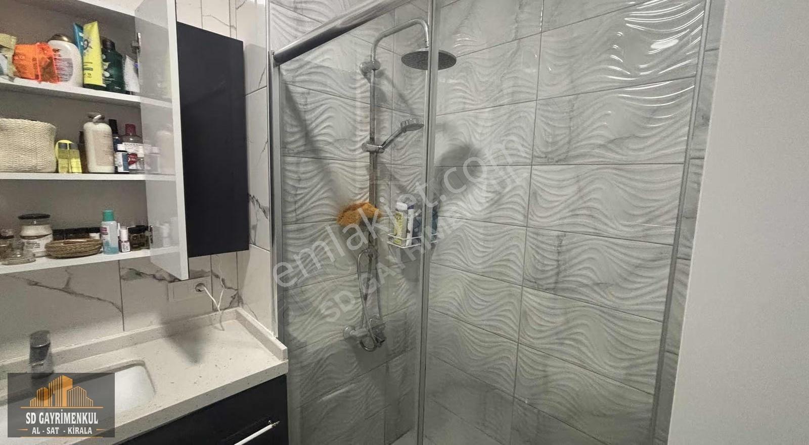 Ayvalık Küçükköy Havuzlu Sitede Giriş Ve 1. Kat 2+1 - Görsel 26