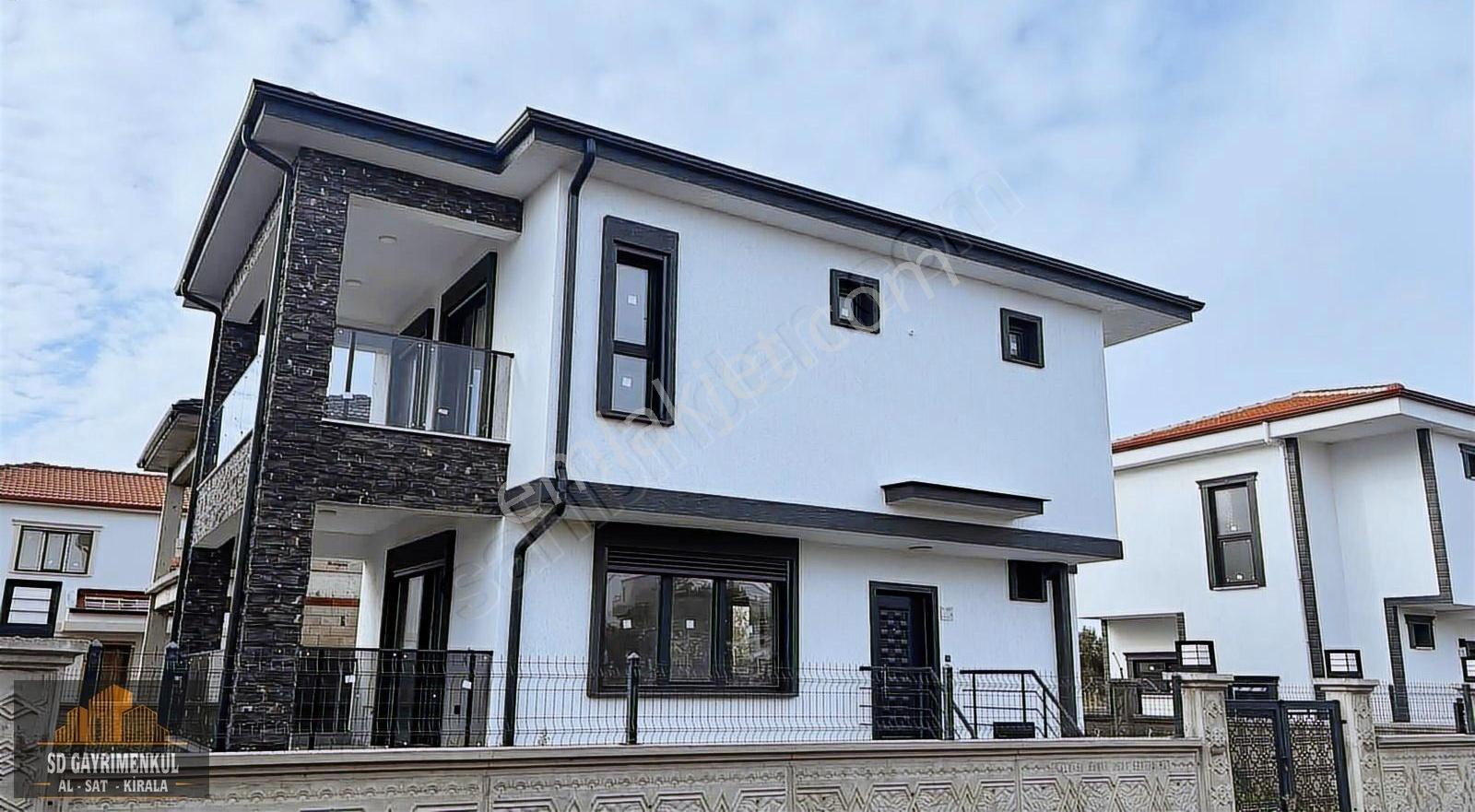 Gömeçte Konforlu Yaşam: Özel Premium Villa - Görsel 23