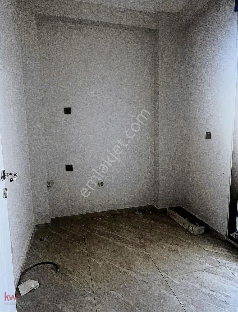 Kartepe'de Butik Kendine Ait Havuz Ve Bahçeli Satılık Villa - Görsel 22