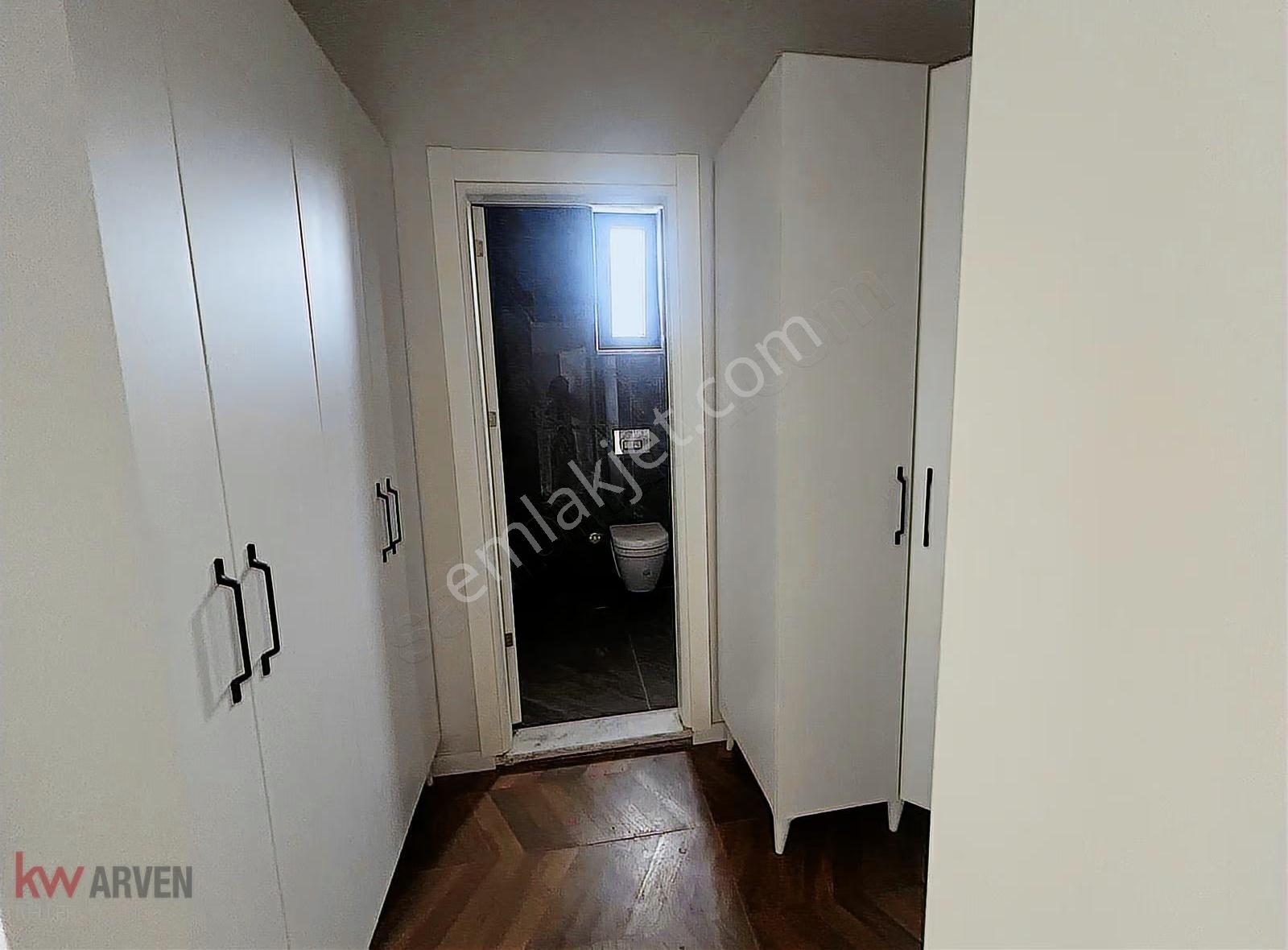 Kartepe'de Butik Kendine Ait Havuz Ve Bahçeli Satılık Villa - Görsel 26