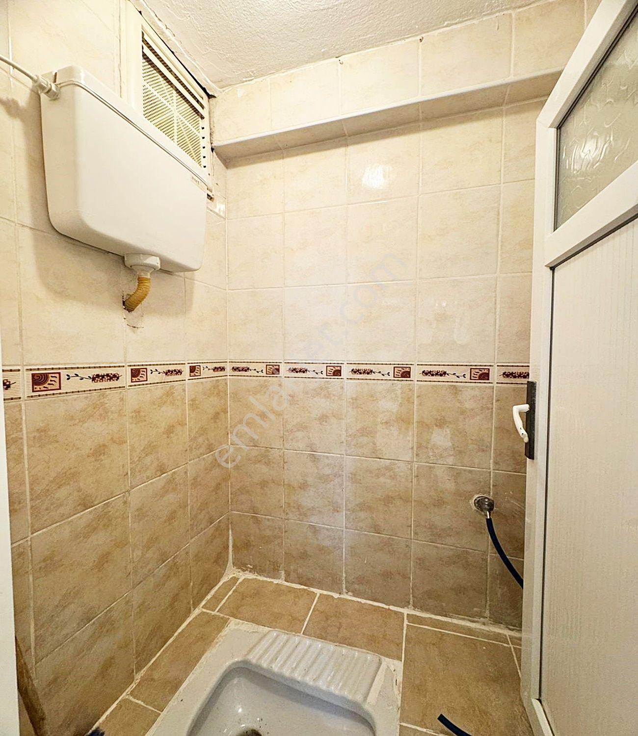 Boss Yapı'dan Metrobüse Yakım Cam Seviyesi Yüksek 2+1 125m² Bahçeli Bahçe Katı - Görsel 16