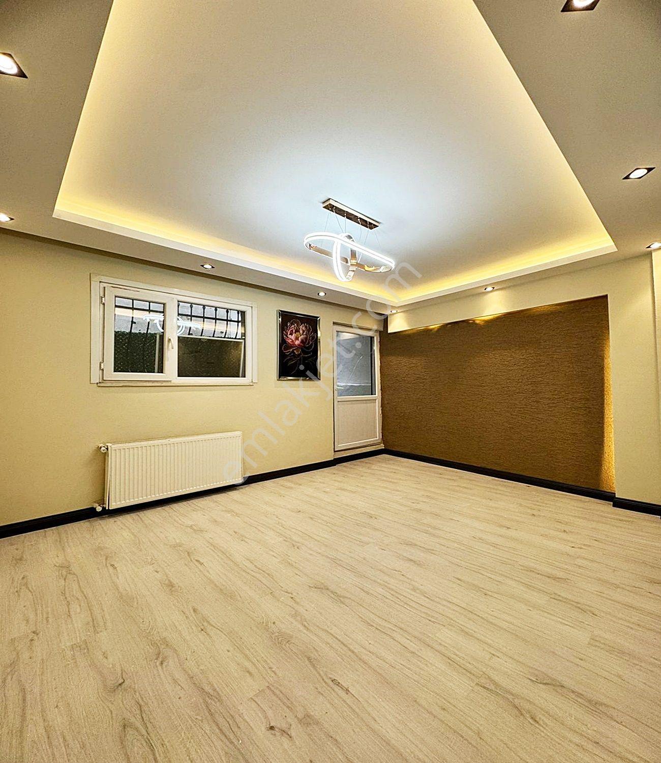 Boss Yapı'dan Metrobüse Yakım Cam Seviyesi Yüksek 2+1 125m² Bahçeli Bahçe Katı - Görsel 9