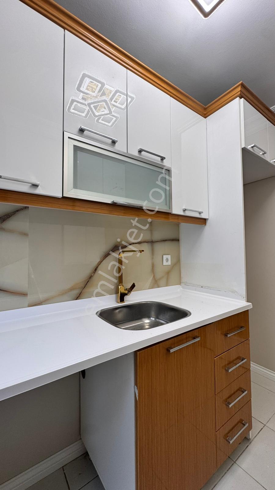 Boss Yapı'dan Güzelyurt Mh'de Metrobüse 3 Dk 2+1 Full Dekorlu Arakat Daire - Görsel 24
