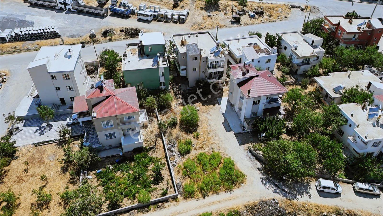 Akdeniz Mahallesinde Aydıncık Yolu Üzerinde Ev Yeri - Görsel 18