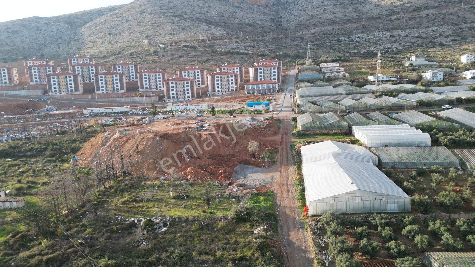 Kapanmaz Deniz Manzaralı Bölünmeye Uygun 1282 M² İmarlı Parsel - Görsel 8