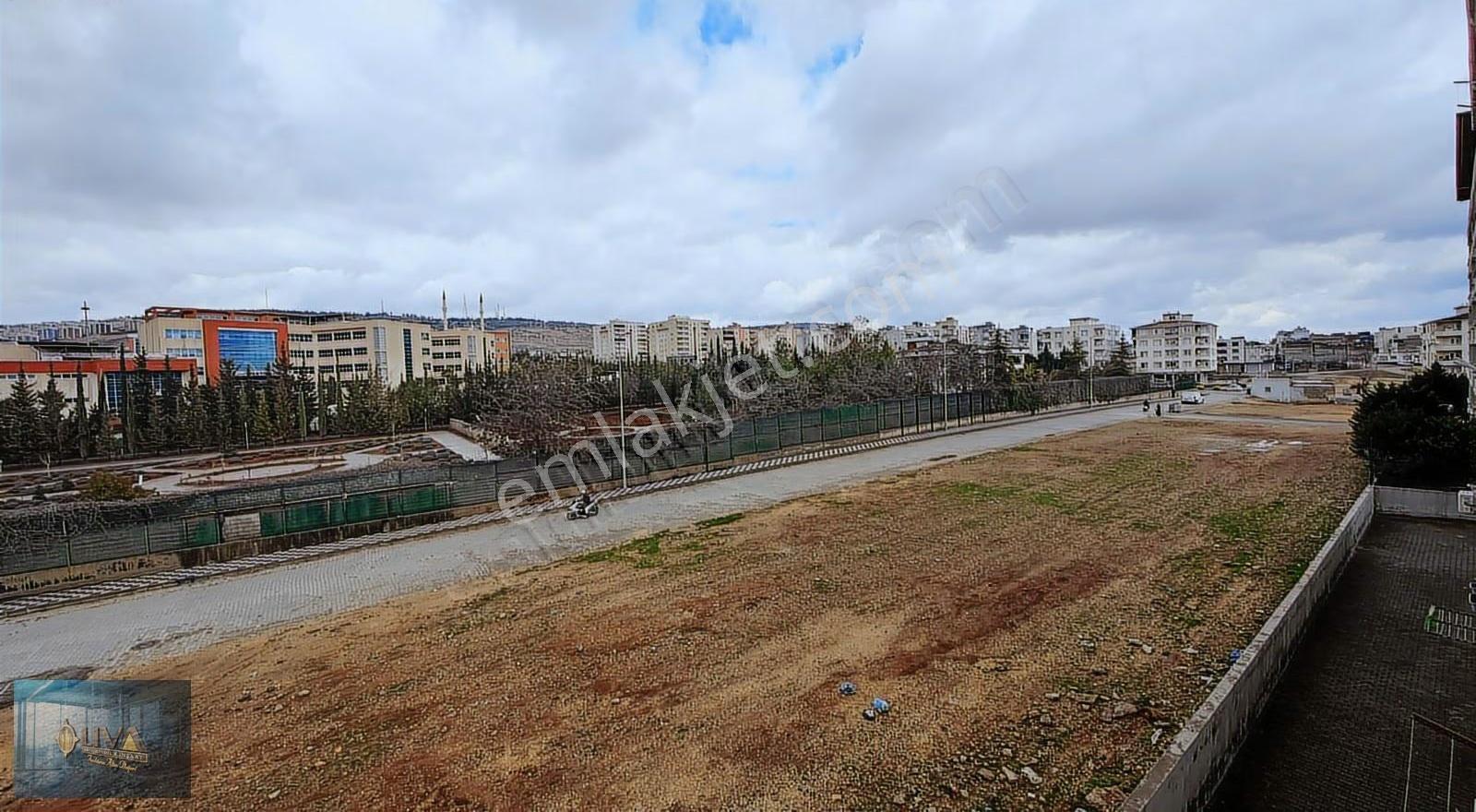 Liva Gayrimenkul'den Üniversite Yanında Lüks Eşyalı Stüdyo Daire - Görsel 4