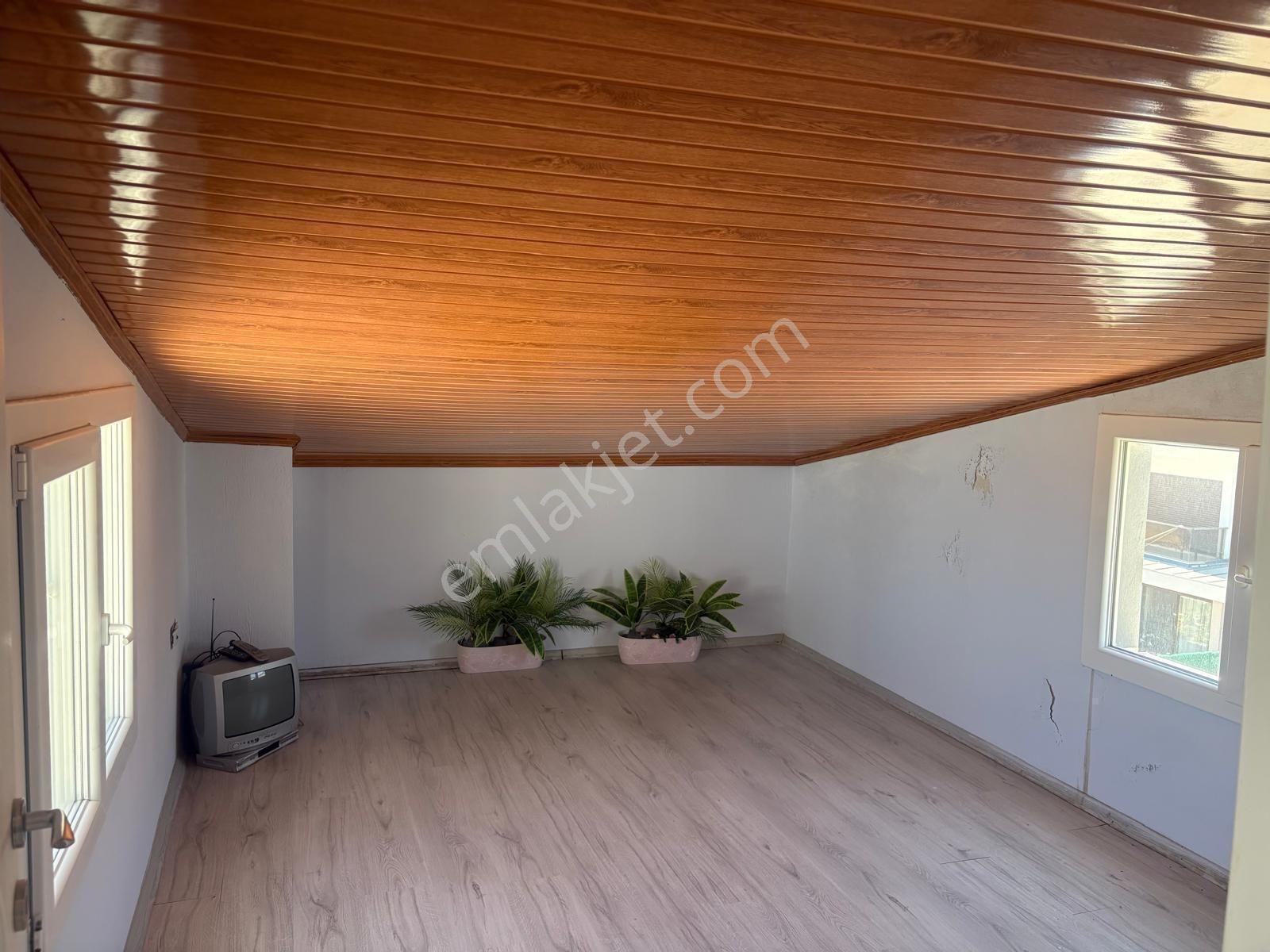 Mordoğan Emlaktan Kamukentte 4+1 Eşyalı Kiralık Yazlık - Görsel 20