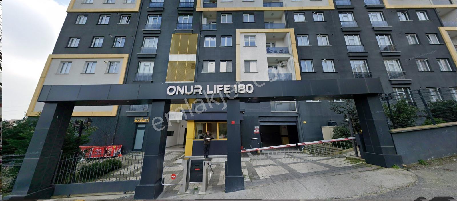 Pendik Havalimanına Çok Yakın Lüks Residencede 2+1 Daire !!!!!!
