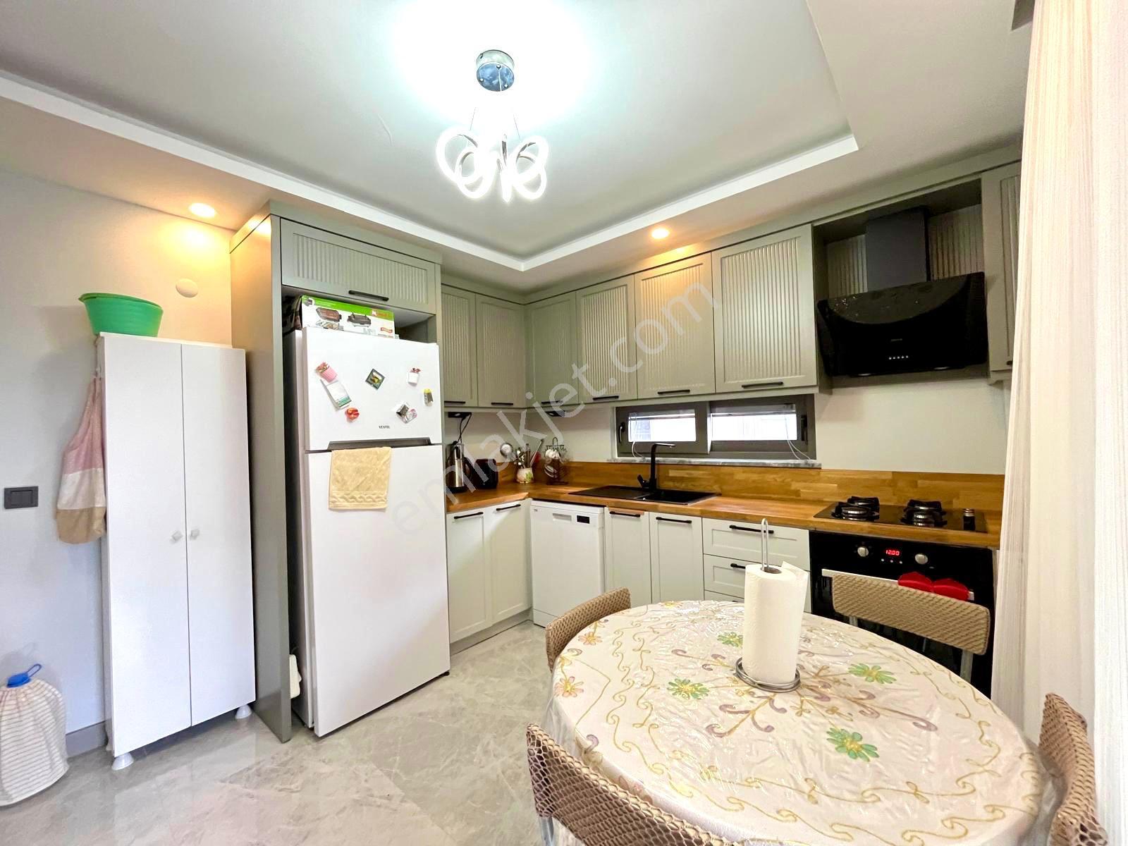 ▶ ▶akçay Körfez'den Merkezi Konumda Doğalgazlı Ebeveyn Banyolu 2+1 Satılık Daire - Görsel 5