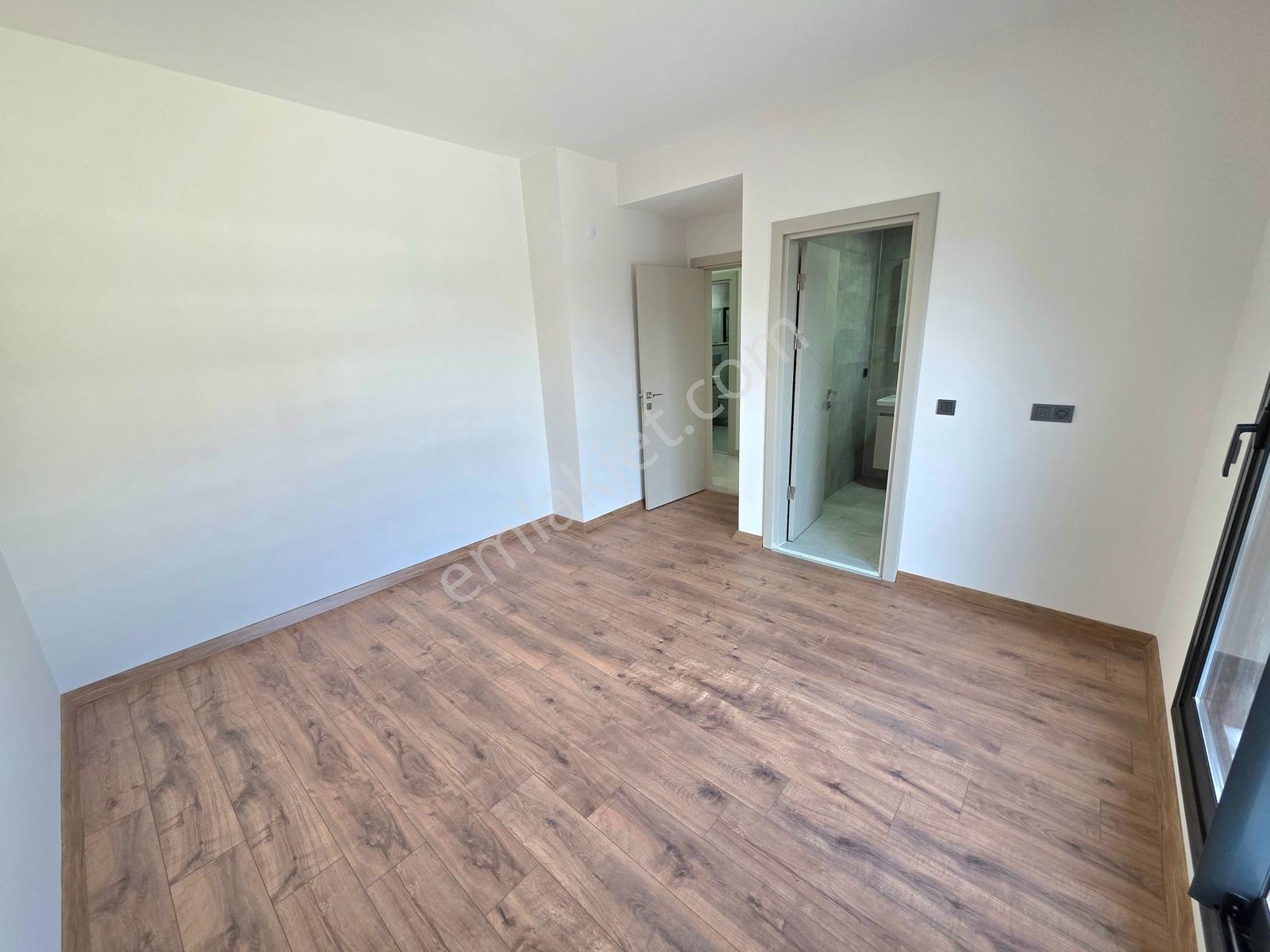 Kuşadasında Yatay Mimari Deniz Manzaralı Satılık 2+1 Daire - Görsel 32
