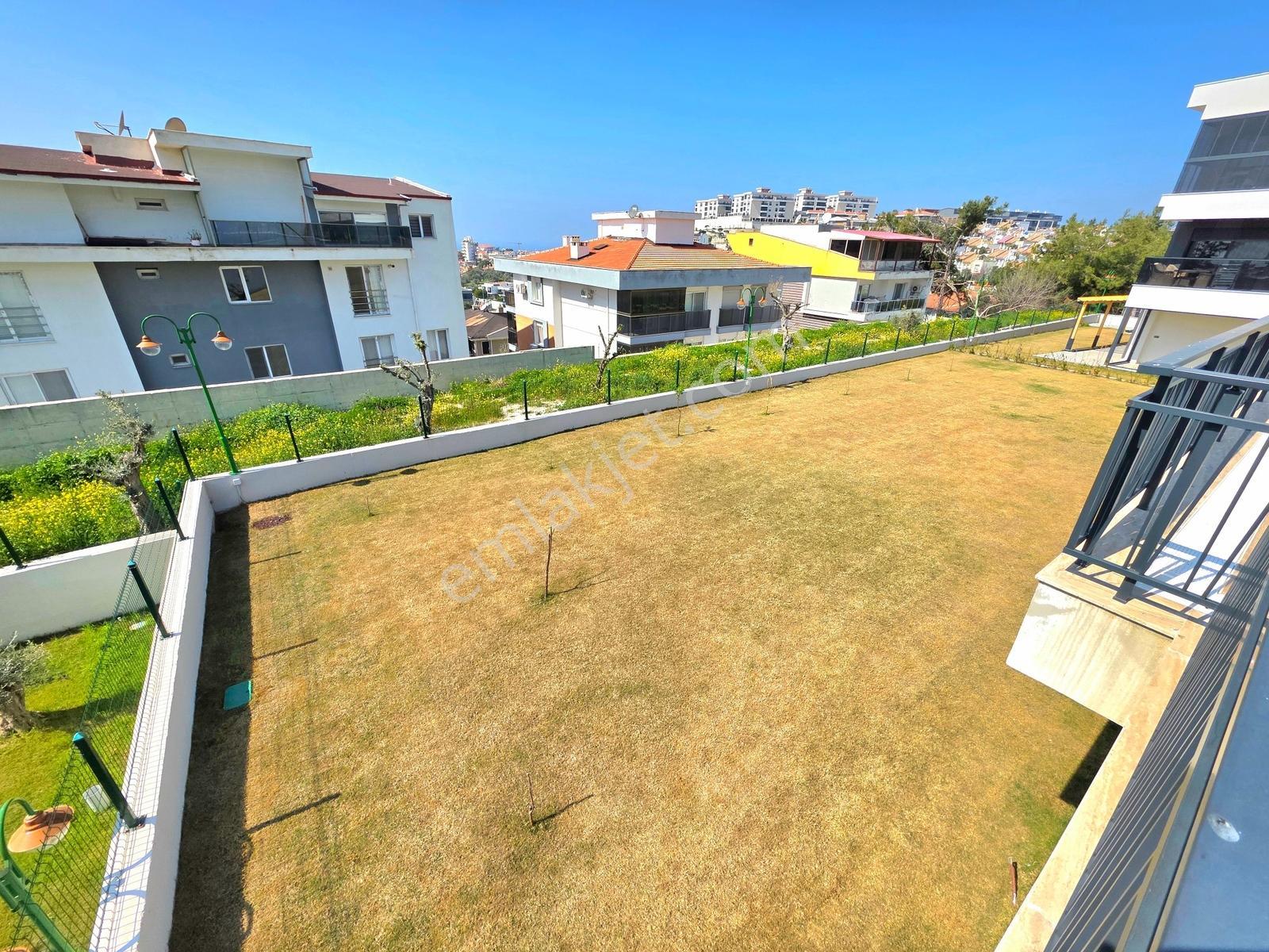 Kuşadasında Yatay Mimari Deniz Manzaralı Satılık 2+1 Daire - Görsel 23