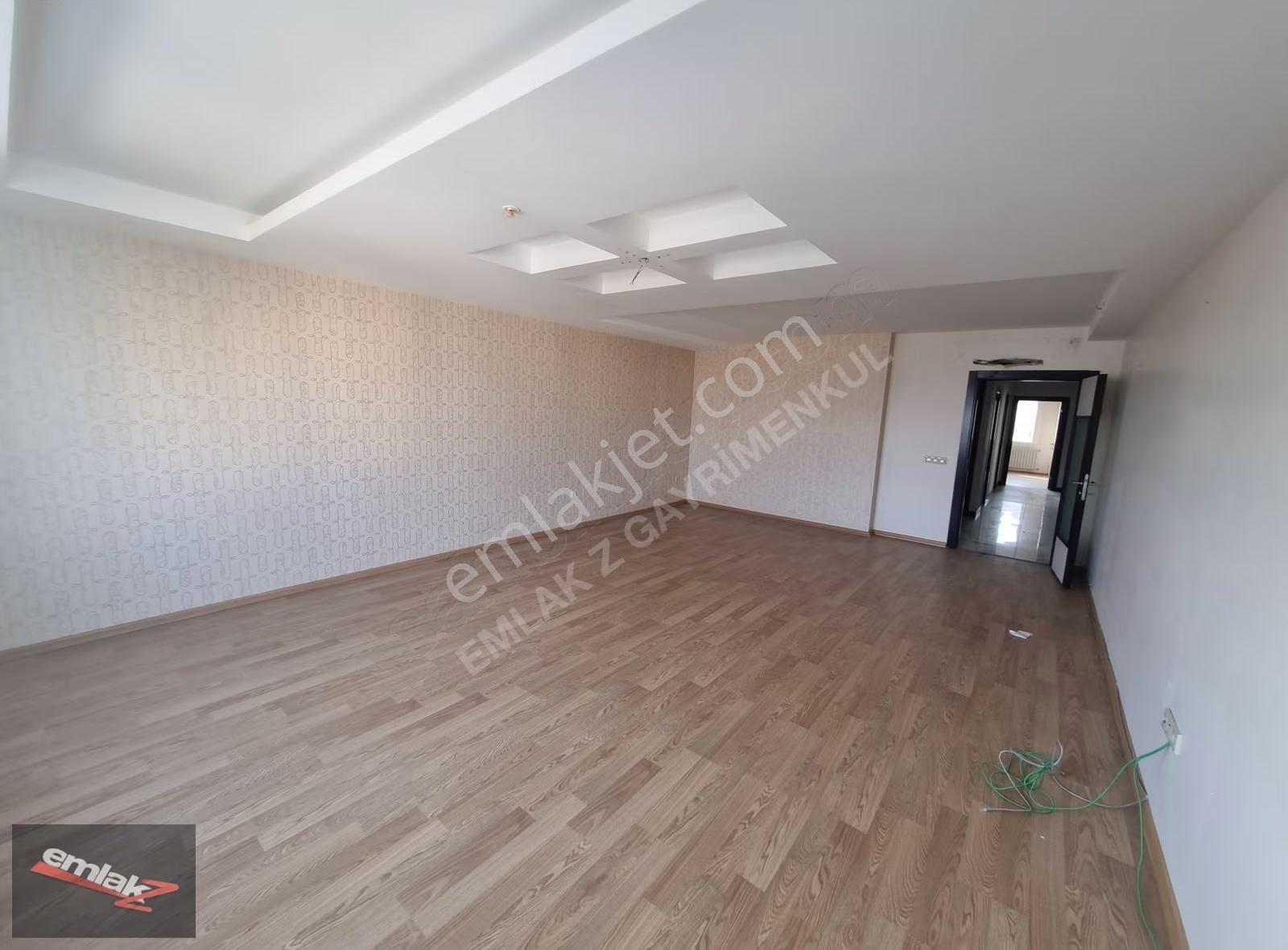 Süper Konum: Site İçi Havuzlu Deniz Manzaralı, 9. Kat 4+1 Daire - Görsel 24