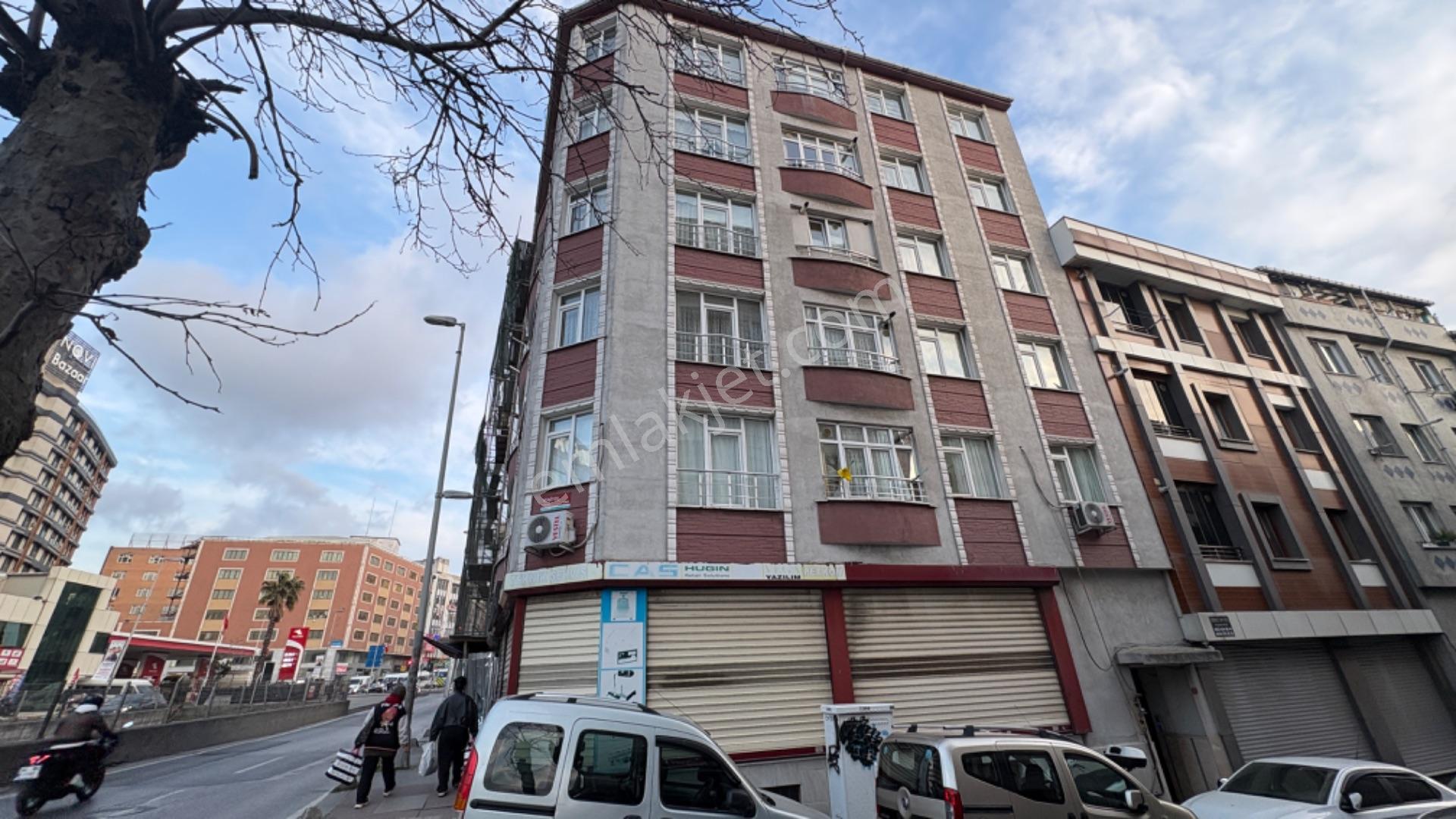 Mollateam Bayrampaşa Kartaltepe Mahallesi Satılık3+1 Daire