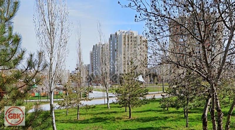 Zirvekent Site'de Park & Doğa Manzaralı Prestijli Satılık 3+1