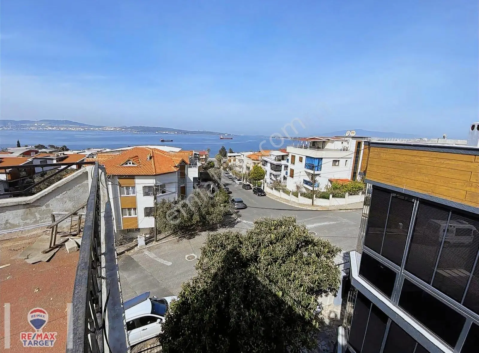 Yalı Mahallesınde Satılık Genış Daıre