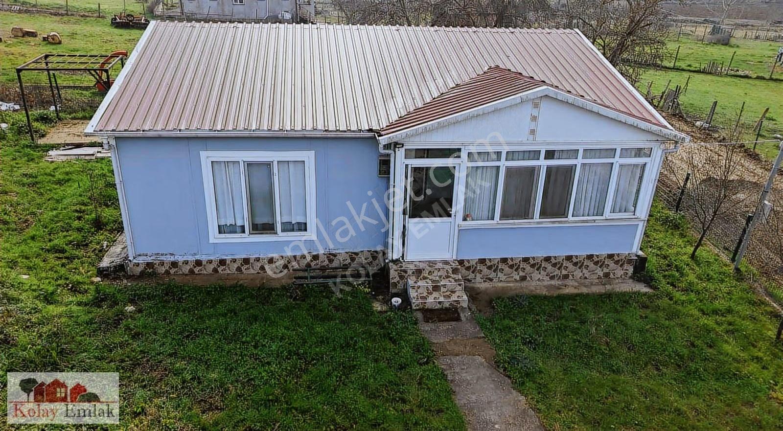 Kandıra Özbeyde 456 M² Arsa İçinde Ruhsatlı 3+1 Müstakil Ev