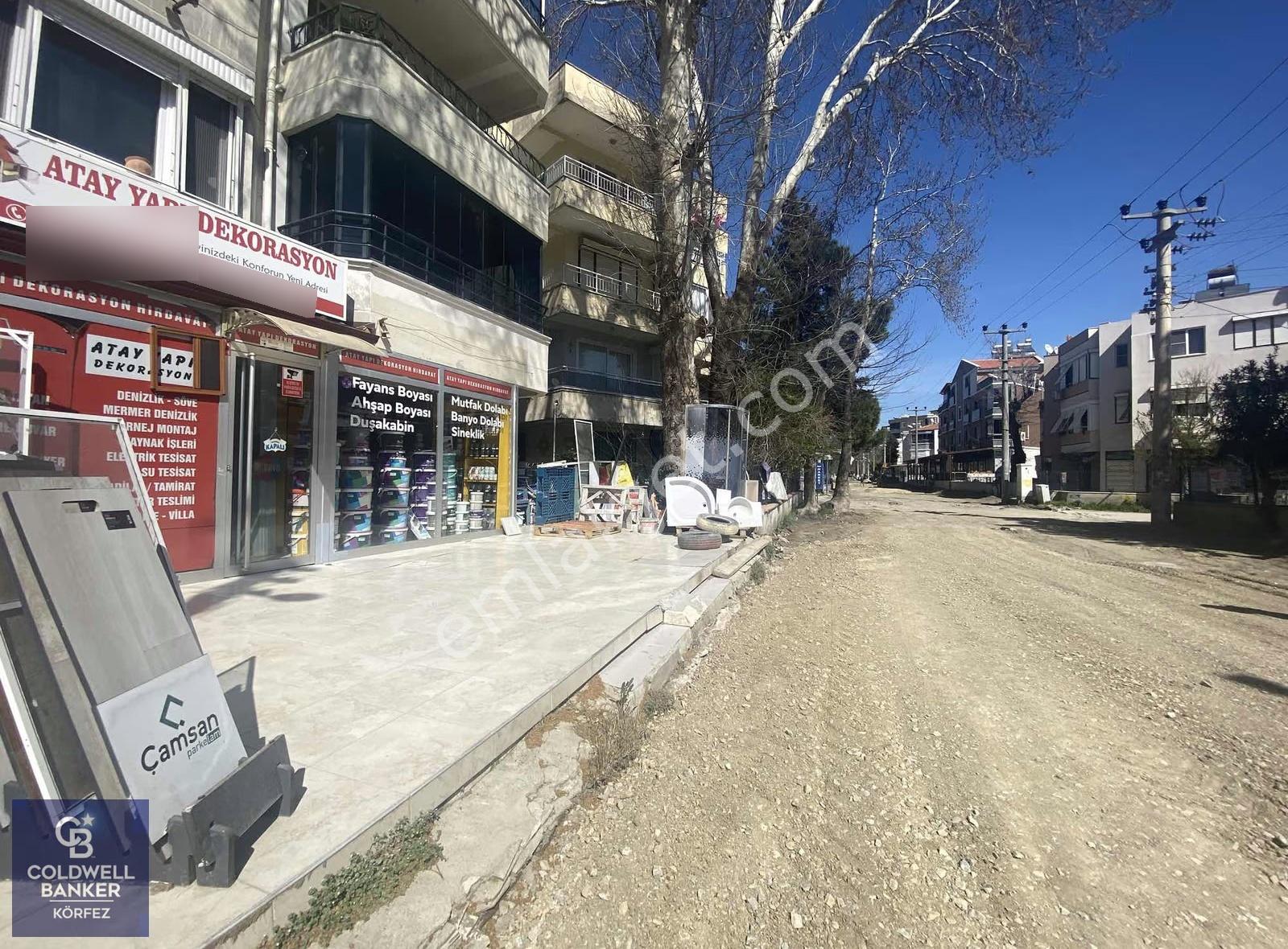 Akçay Sarıkız Salı Pazarı Minibüs Yolunda Satılık 40 M2 Dükkan - Görsel 7