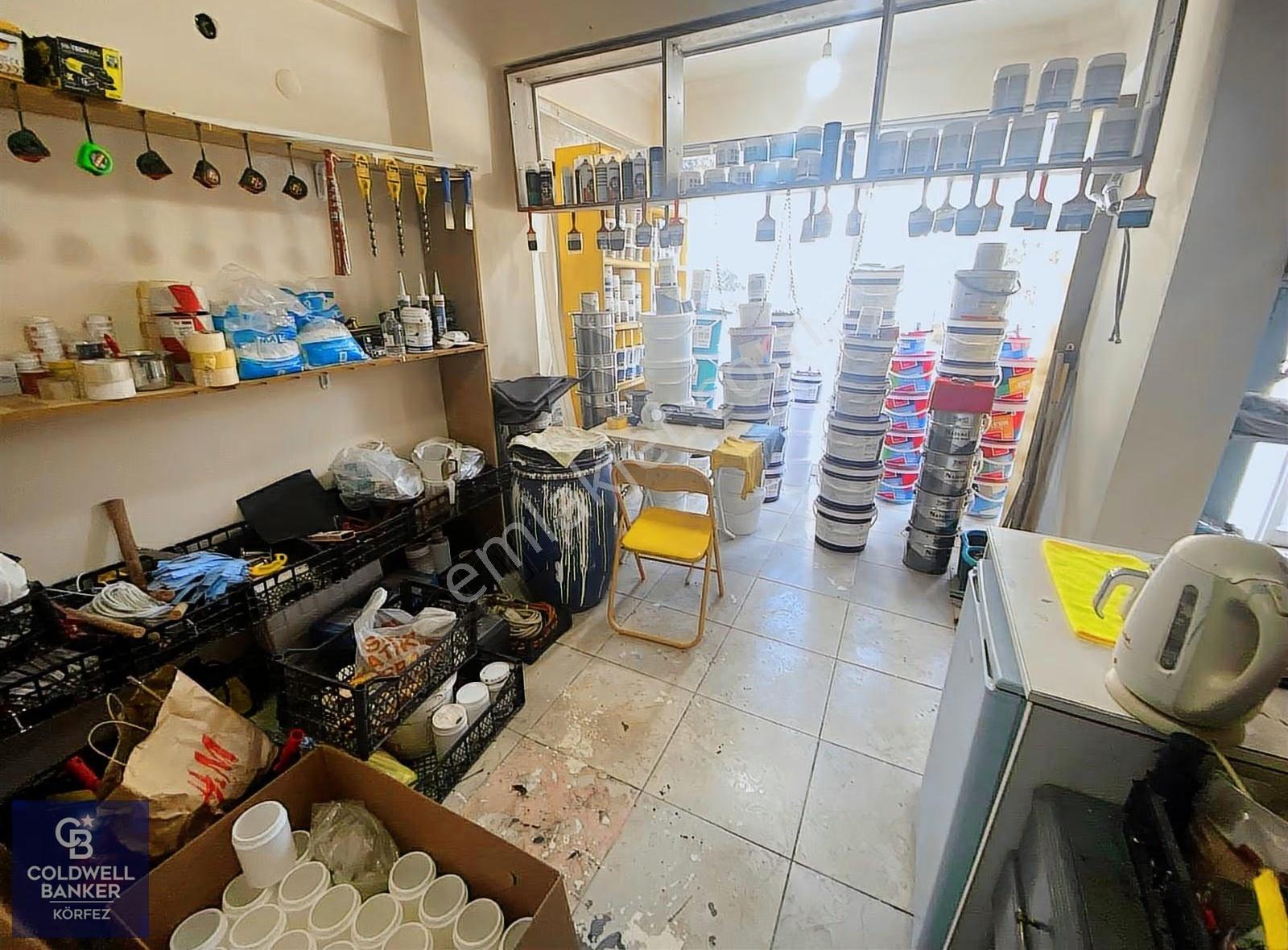 Akçay Sarıkız Salı Pazarı Minibüs Yolunda Satılık 40 M2 Dükkan - Görsel 6