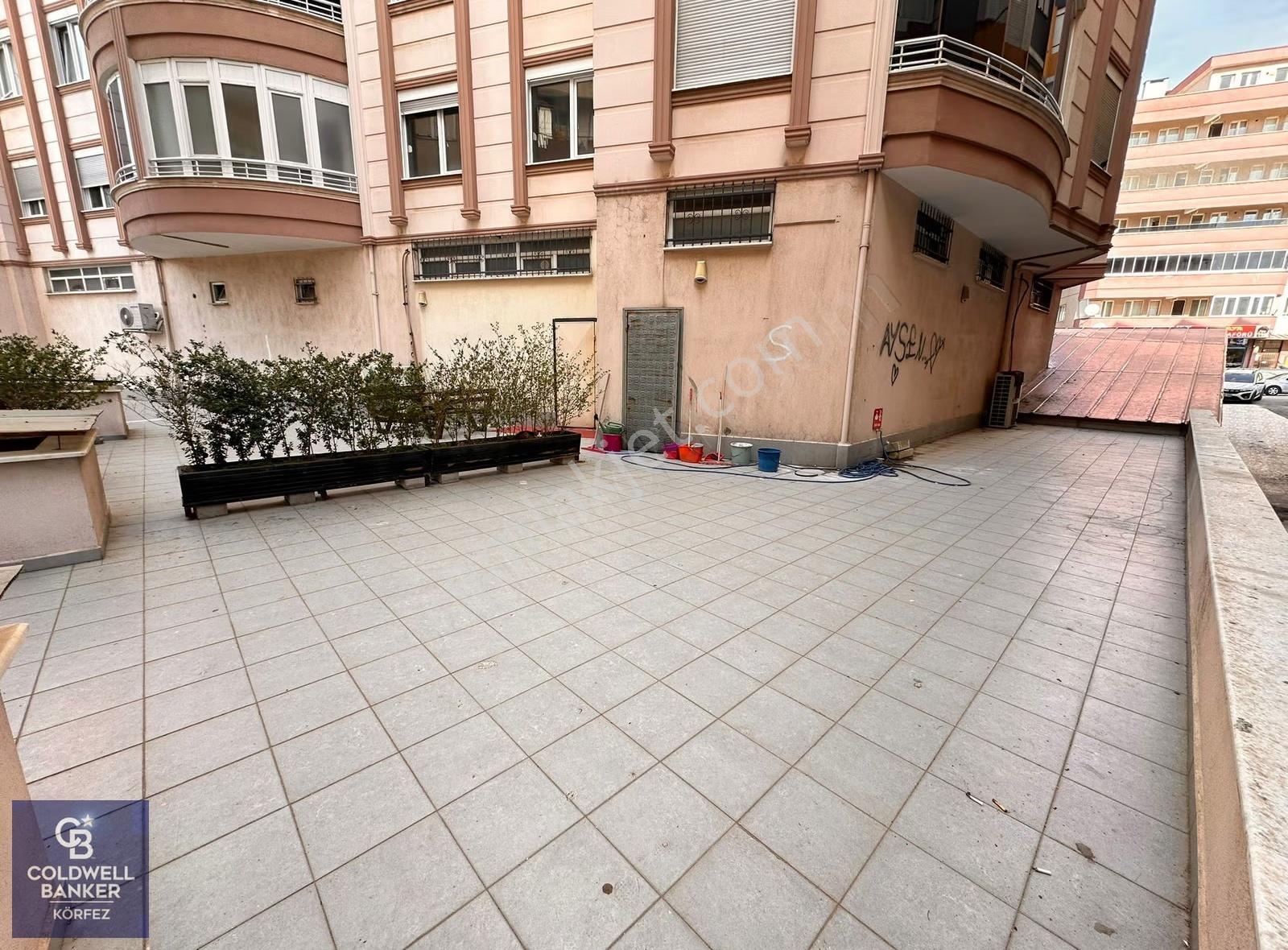 Edremit Merkez Mağaza Cafe Olmaya Müsait Satılık Dükkan - Görsel 23