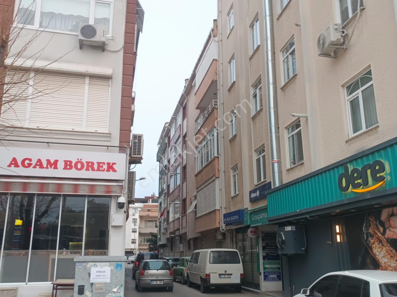 Vilayet Meydanında Kiralık 2+1 Balkonlu Ara Kat Daire - Görsel 2