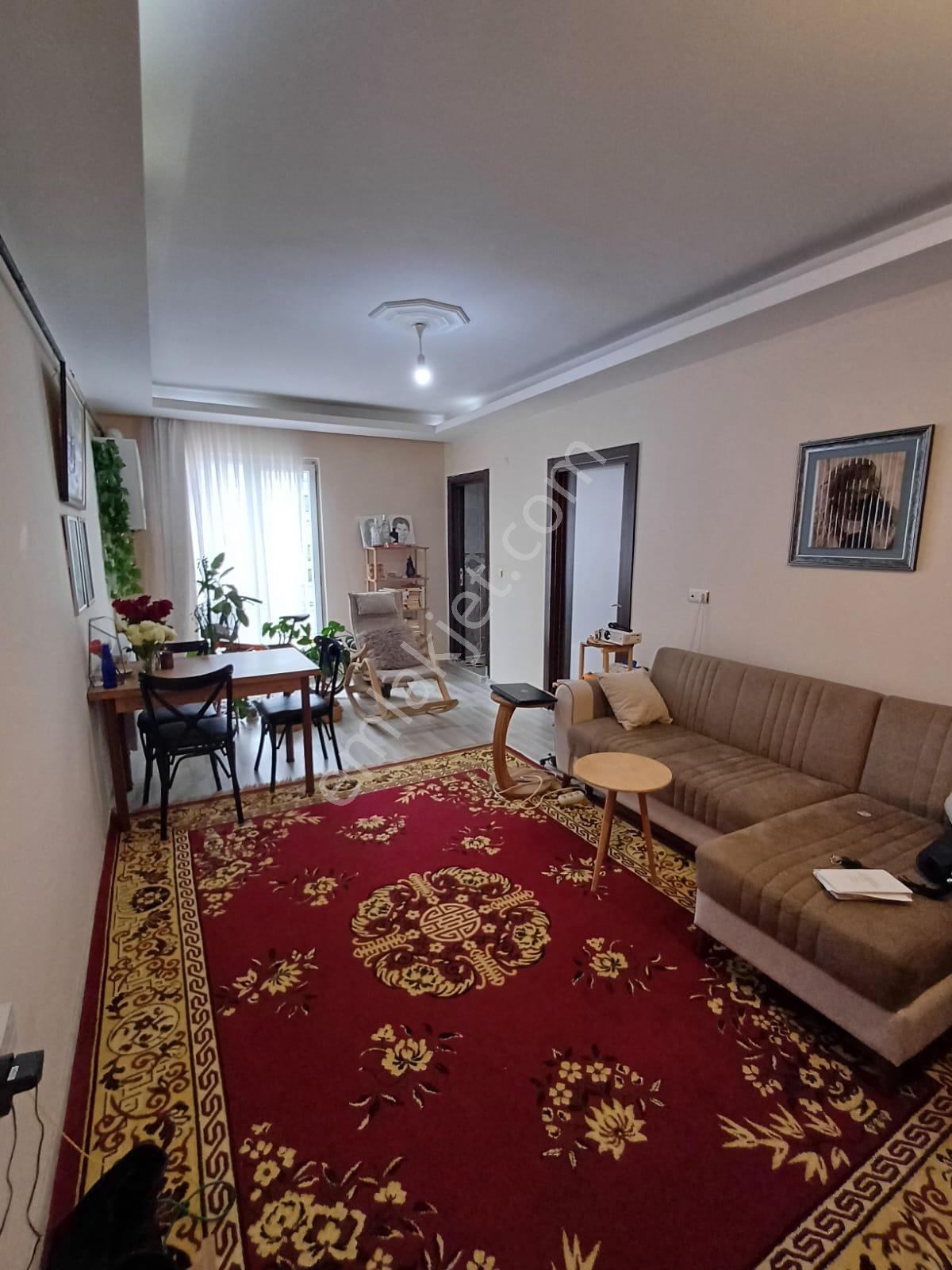 Atatürk Mahallesinde 1+1 Kiralık Daire - Görsel 6